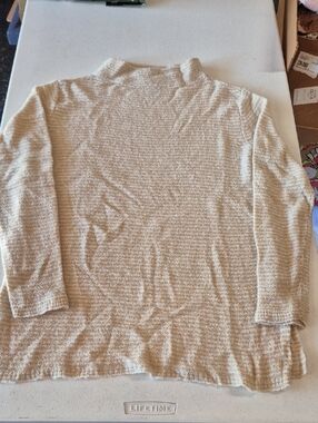 Old Navy Cream/Tan Turtleneck Sweater